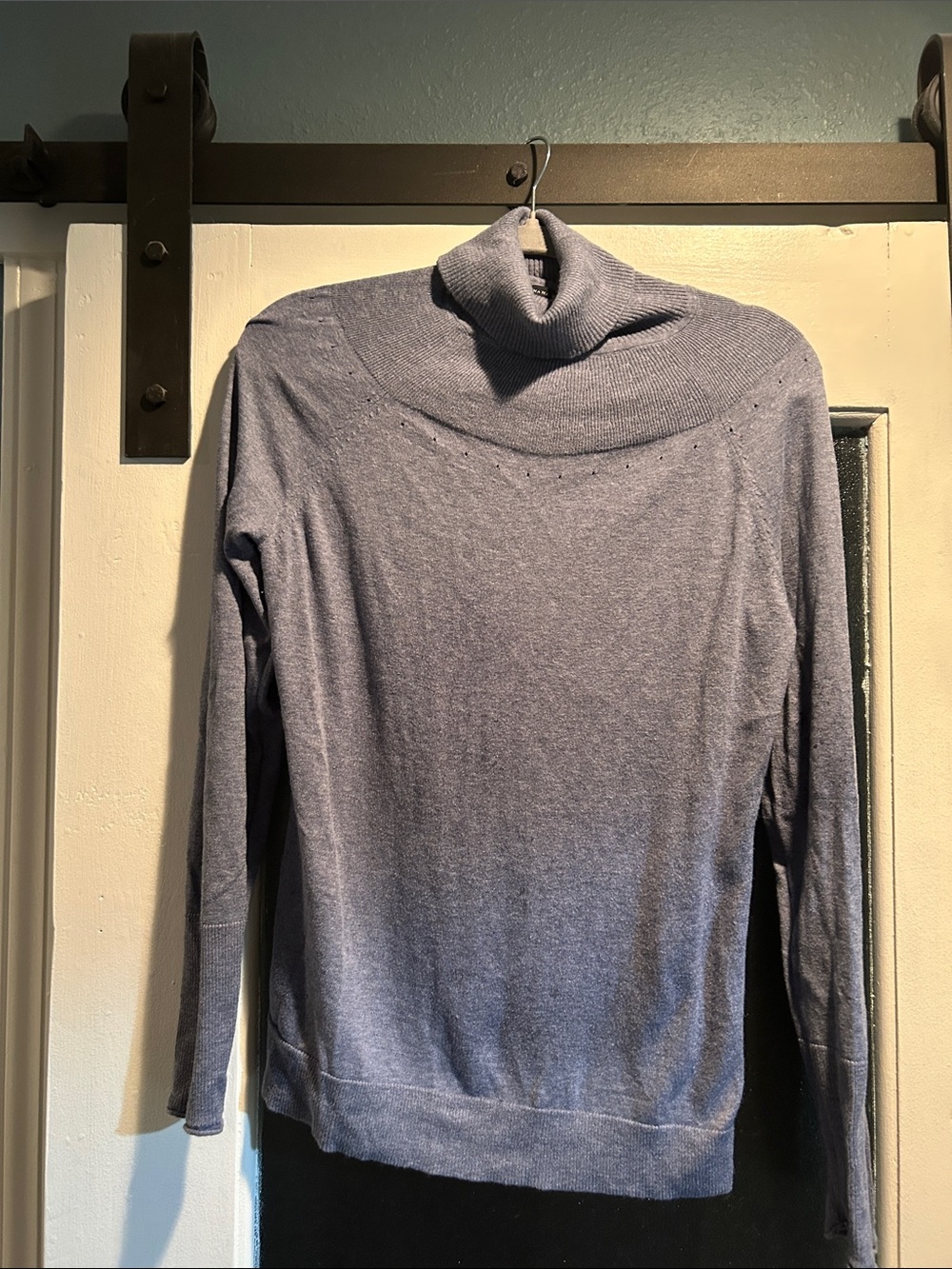Women’s Turtleneck Sweater in Heather Blue